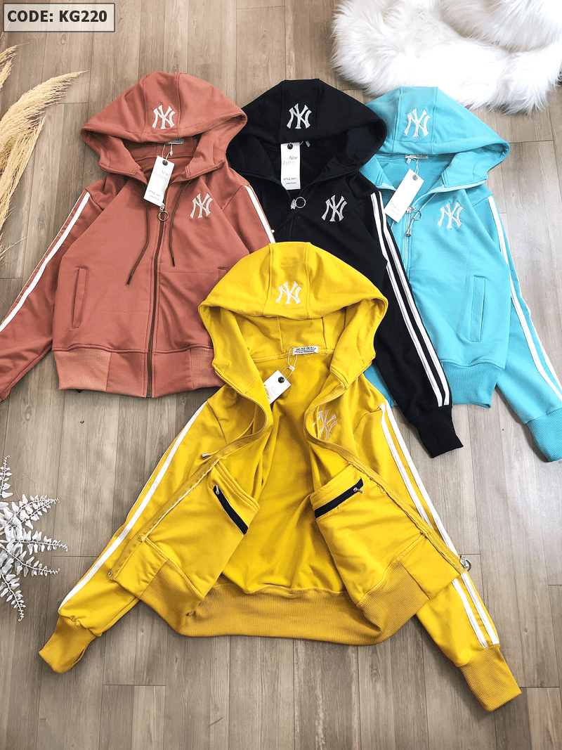 Sỉ áo khoác nữ thêu logo nón và ngực Sỉ áo khoác nữ thêu logo nón và ngực