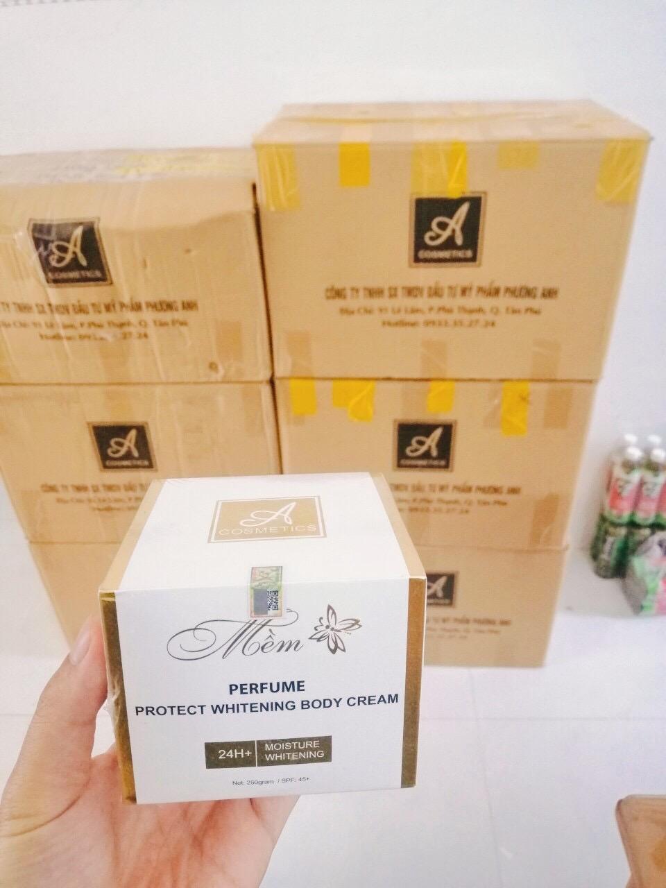 Bán buôn kem body mềm nước hoa A Cosmetics