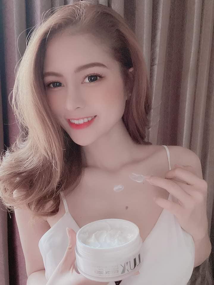 Kem body Lux tinh chất yến tươi chính hãng Kem body Lux tinh chất yến tươi chính hãng