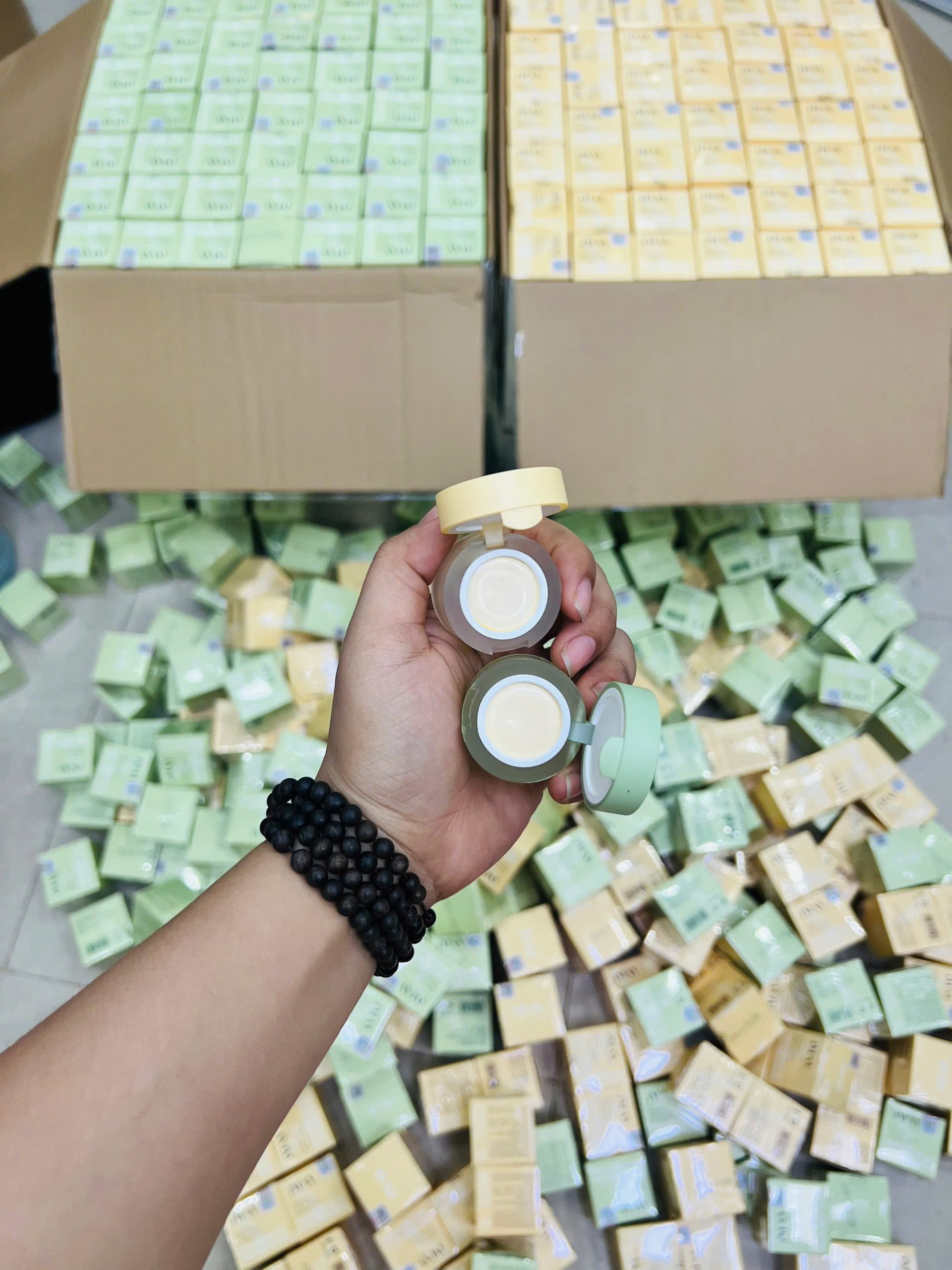 14494_z5876046633124-4a7fdb23dcebd0677378de74aef486c5_20240929094454-4.jpg Kem Face Thanh Mây iMay Cream Nắp Xanh - 8936038680759