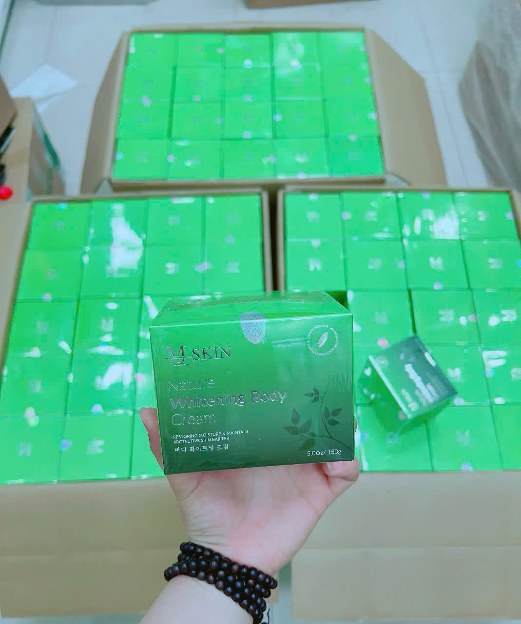 Bỏ sỉ kem Body Diệp Lục MQ Skin Bỏ sỉ kem Body Diệp Lục MQ Skin