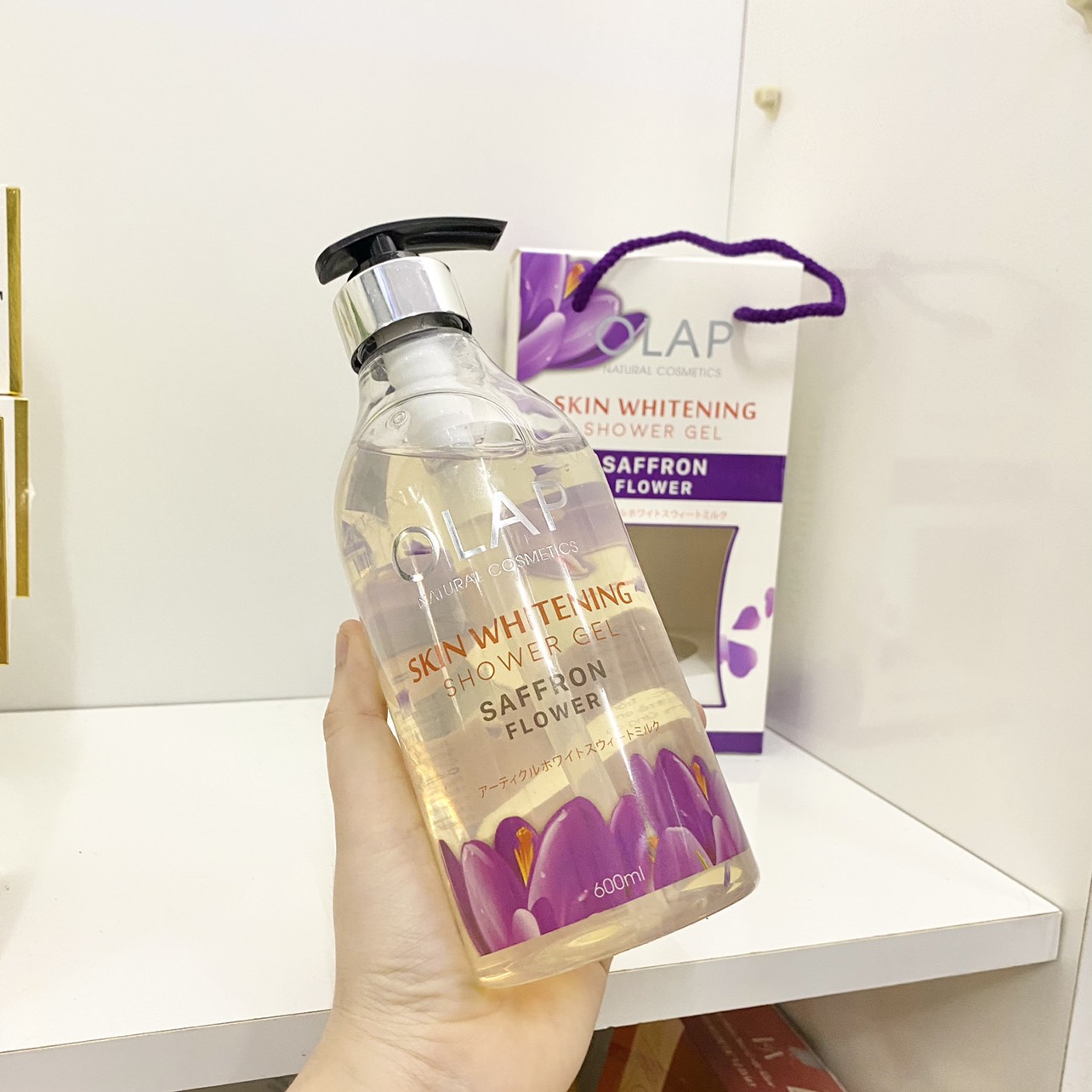 14805-z2940045967627-25e2b4c534de9bd030458003e6bbb5c3-8.jpg Sữa Tắm Trắng Da Olap French Màu Tím 600ml - 8938519955936