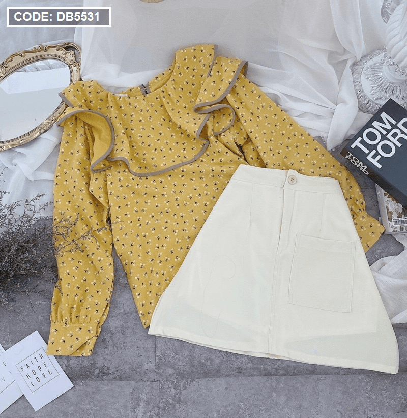 Chân váy voan xếp li Kachisa hoa văn màu vàng - Thời trang Kachisa