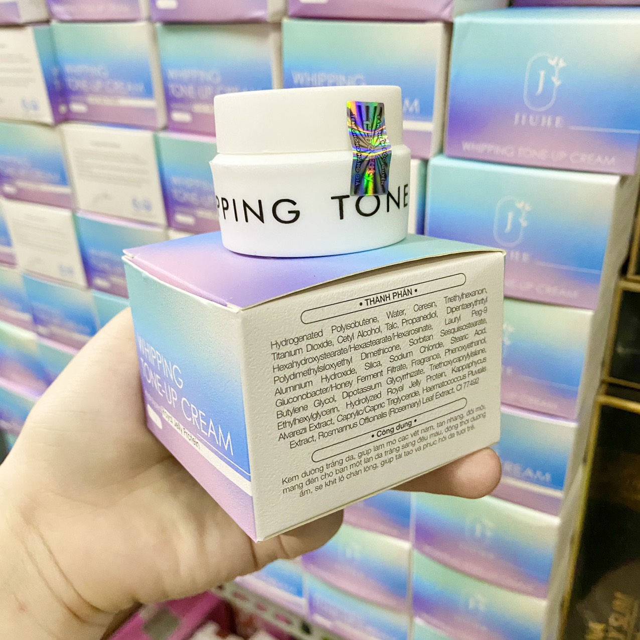 15256-0752172417-z2828196774228-0f0c0aebd780bf63e2c7723309f6c211-3.jpg Kem Face Jiuhe Thanh Tô Cosmetics - FACEJ