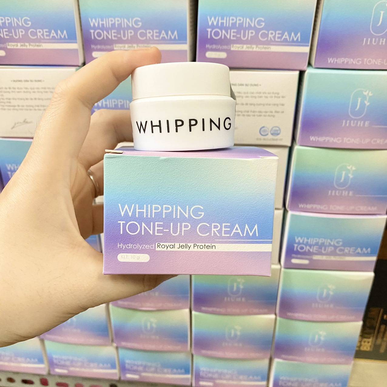 Nguồn sỉ kem Face Jiuhe Thanh Tô Cosmetics Nguồn sỉ kem Face Jiuhe Thanh Tô Cosmetics