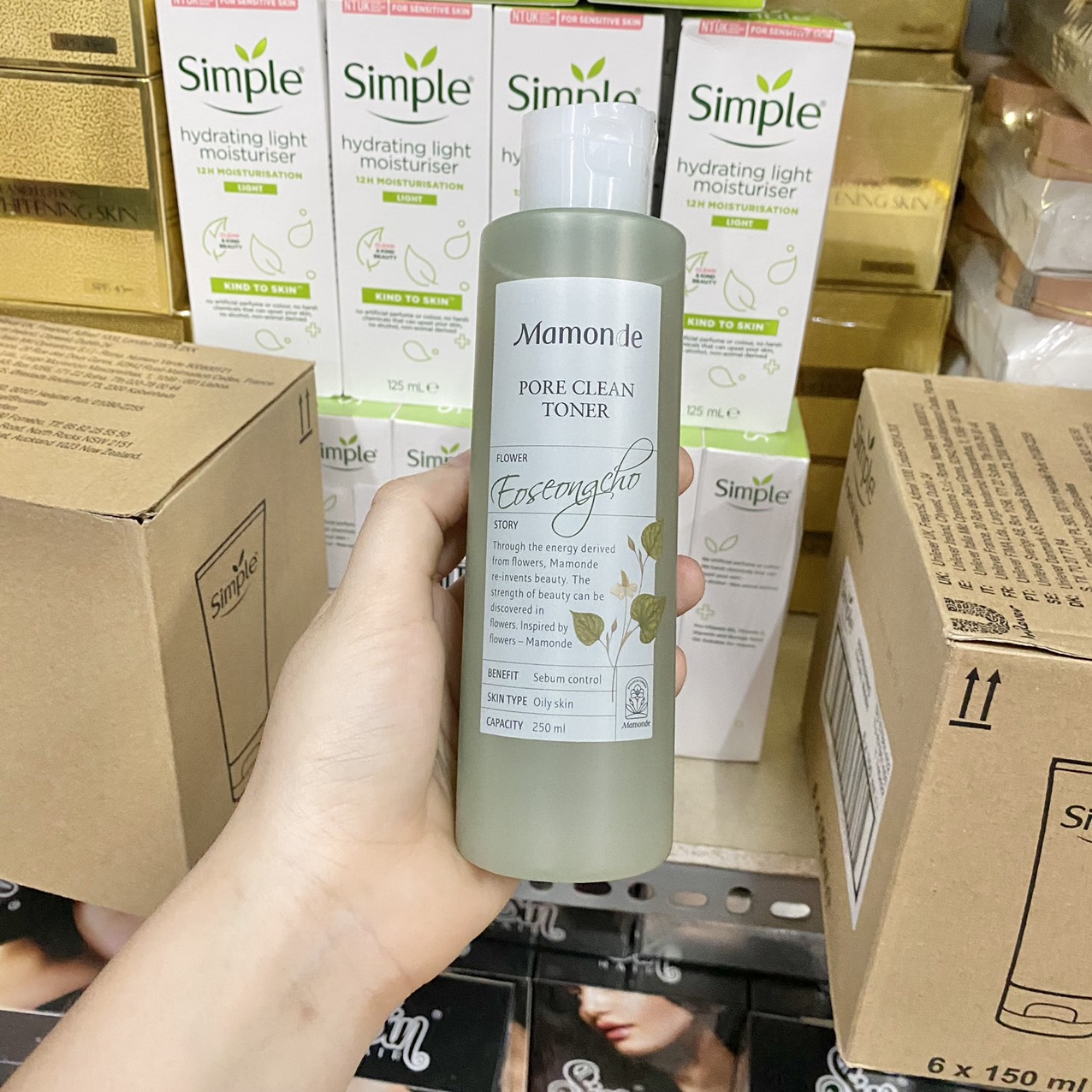 Nước hoa hồng diếp cá Mamonde kiểm soát nhờn cho da dầu 250ml Nước hoa hồng diếp cá Mamonde kiểm soát nhờn cho da dầu 250ml