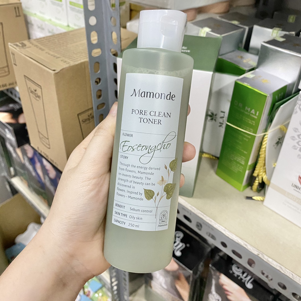 Nước hoa hồng diếp cá Mamonde kiểm soát nhờn cho da dầu 250ml Nước hoa hồng diếp cá Mamonde kiểm soát nhờn cho da dầu 250ml