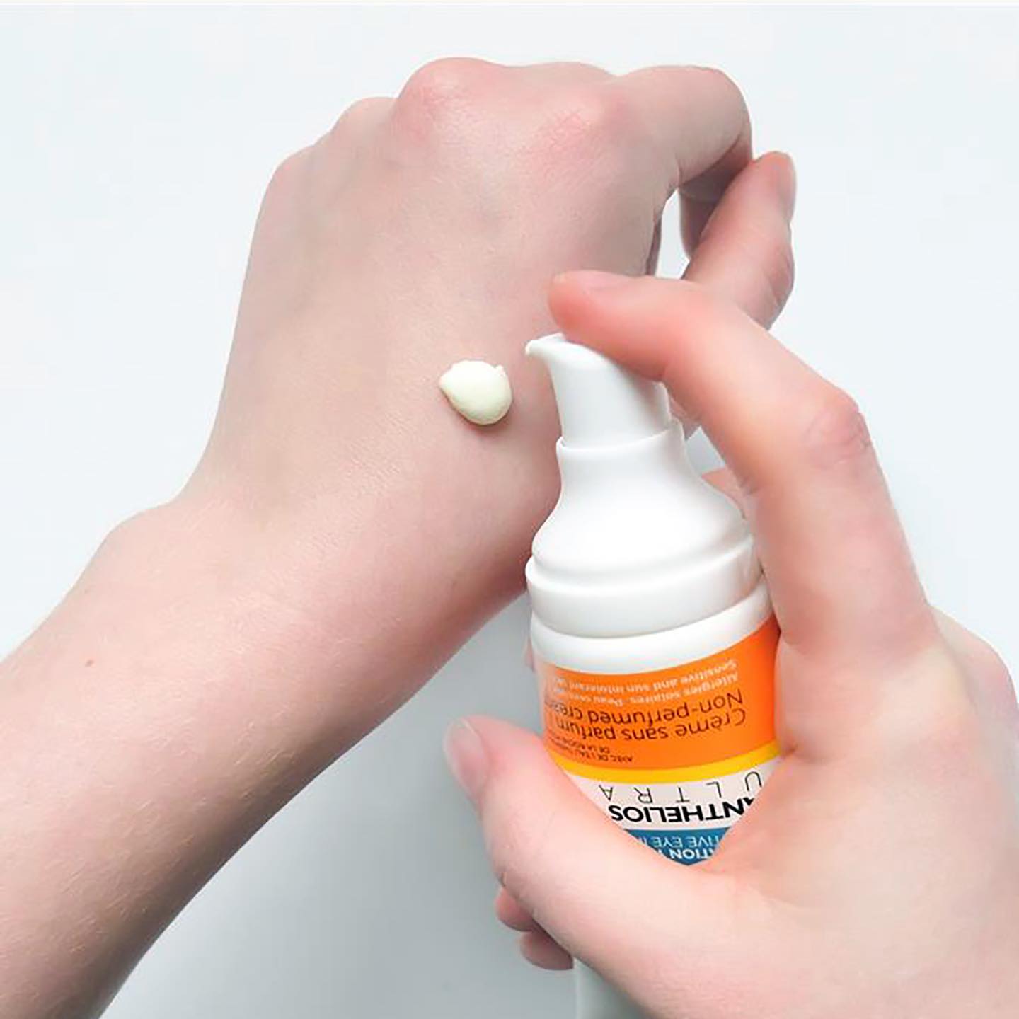 Kem chống nắng La Roche Posay Hydrating Cream dành cho da khô 50ml Kem chống nắng La Roche Posay Hydrating Cream dành cho da khô 50ml