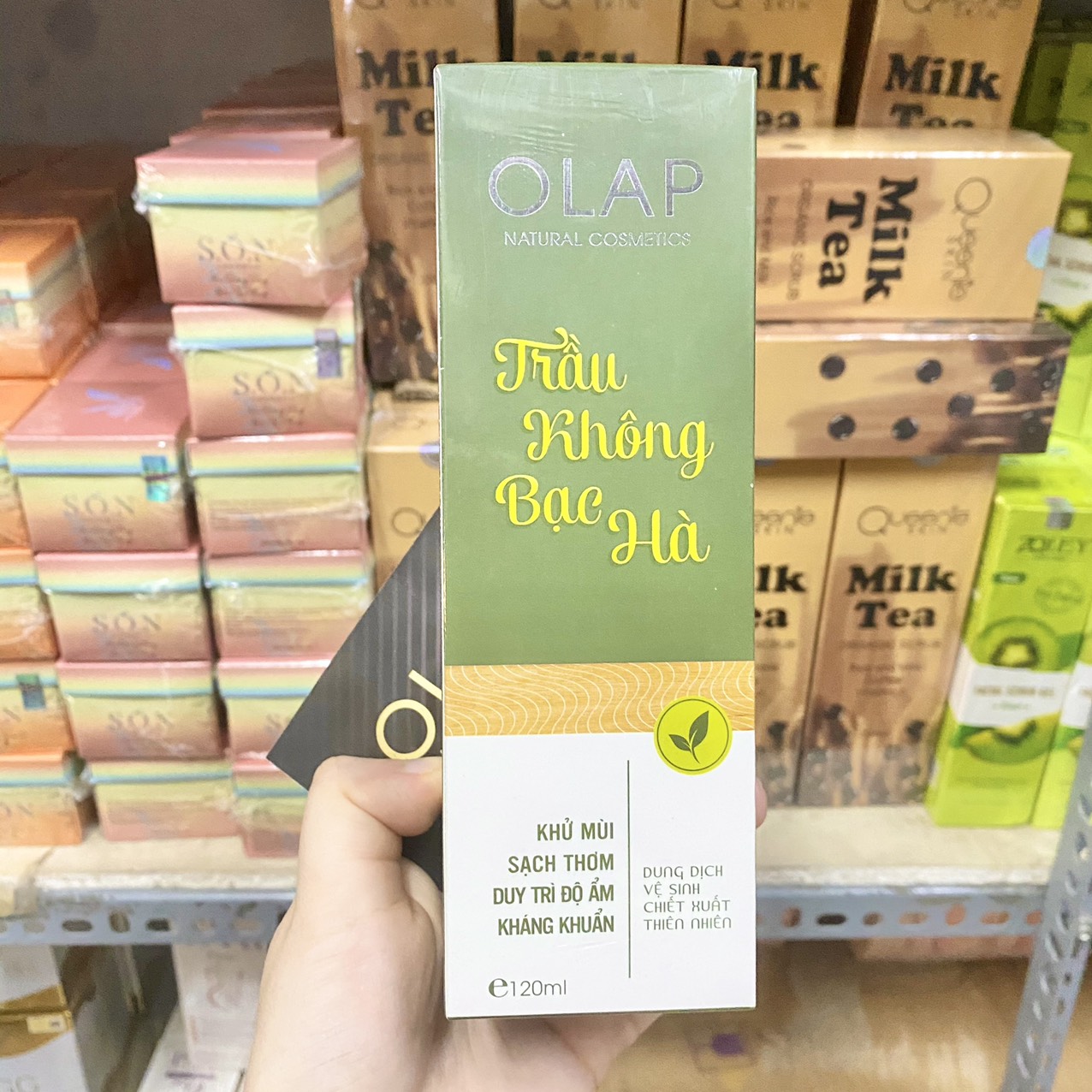 15509-z2831187651146-cca24a6ff90222bd4a8bfe33293c7dd9-7.jpg Dung Dịch Vệ Sinh Trầu Không Bạc Hà Olap - 8936150193663