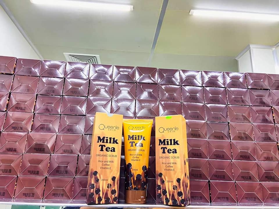 Tẩy tế bào chết Milk Tea Organic Scrub Queenie Skin chính hãng Tẩy tế bào chết Milk Tea Organic Scrub Queenie Skin chính hãng