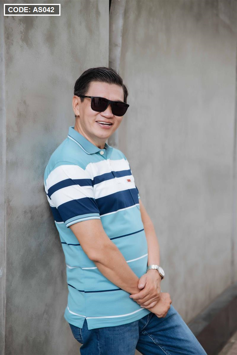 15824-z4111353596460-0e1d39a8d7fa7eea0fd8c0eb09f4caaf-4.png Áo Thun Sọc Nam Trung Niên Cổ Bẻ Có Túi - AS042