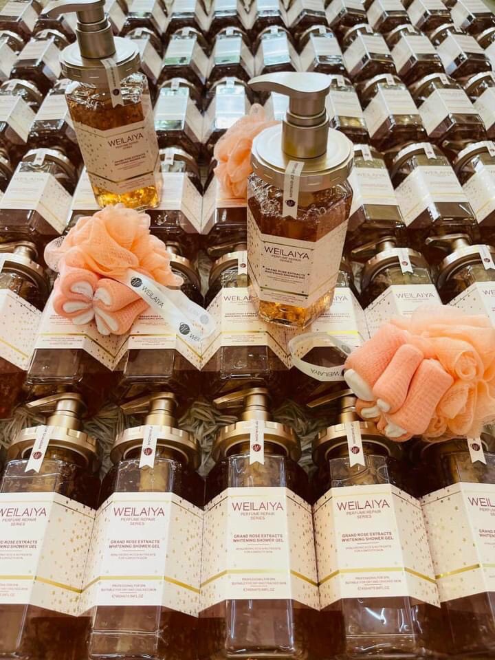 15878-z3125215687072-947bd33edcab527f5051f0f4f66e5032-6.jpg Sữa Tắm Trắng Da Cánh Hoa Hồng Weilaiya Damask 450ml Chính Hãng - 6971025880783