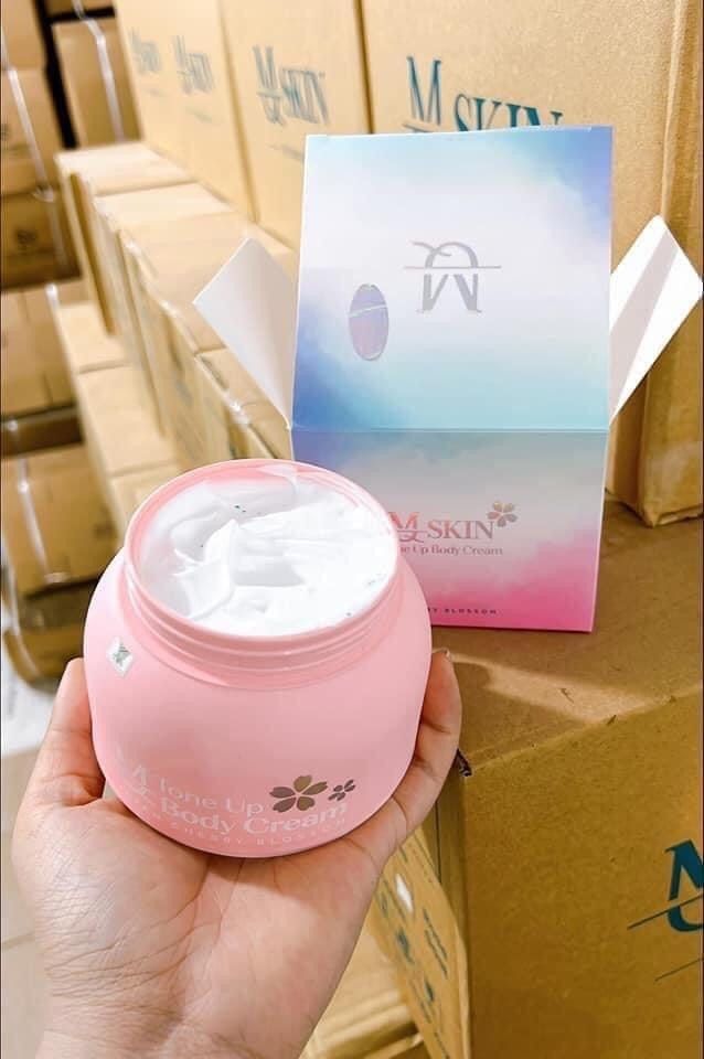 Giá sỉ kem Body Hoa Anh Đào Tone Up Body Cream MQ Skin Chính Hãng Kem Body Hoa Anh Đào Tone Up Body Cream MQ Skin Chính Hãng