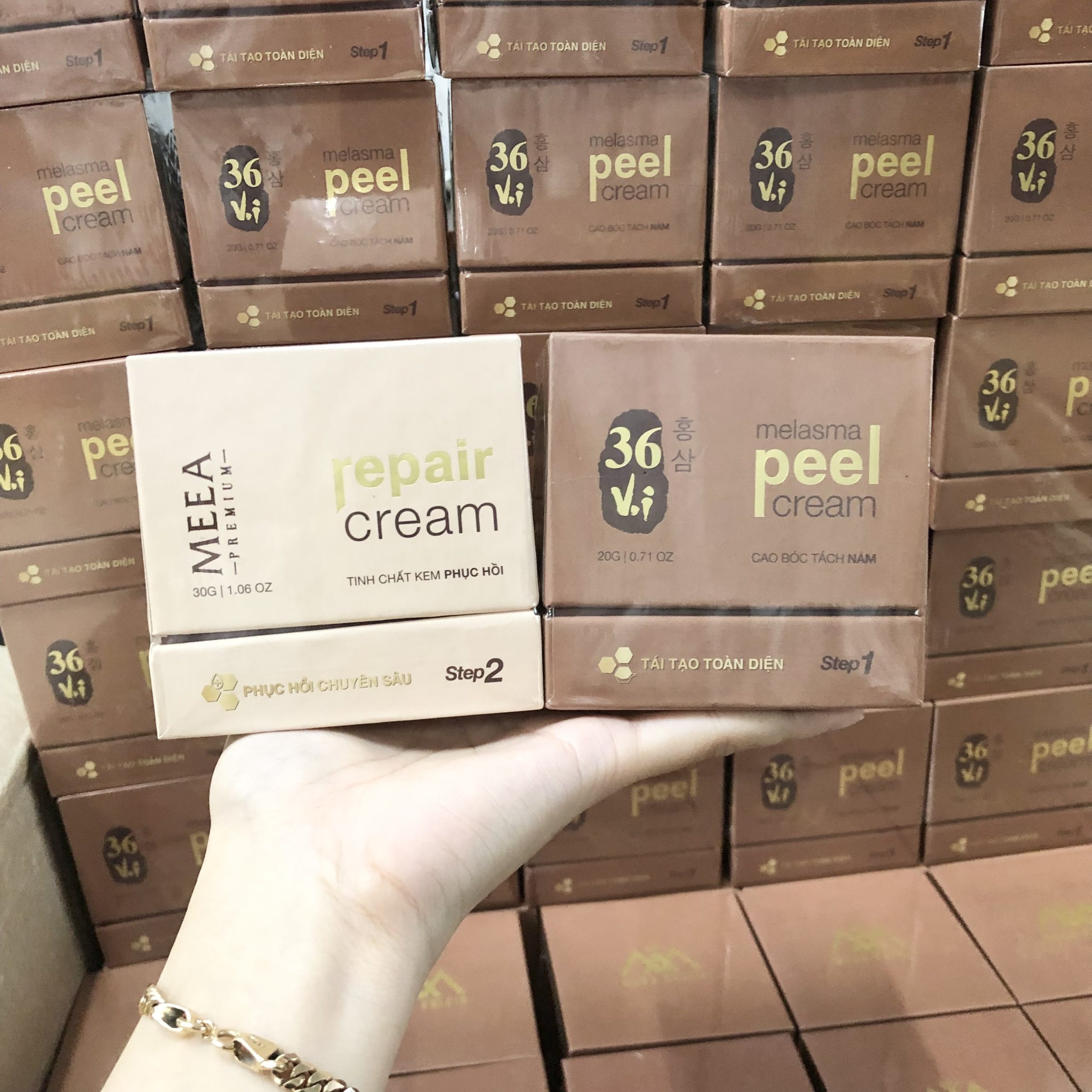 16926-z3492014000404-7ca2ddc4ae03fc13ca098ec99ced8250-1.jpg Combo Peel Da Tảo Sâm Đông Y 36 Vị + Kem Phục Hồi Da Ha 36 Vị MeeA Origin - COMBO01