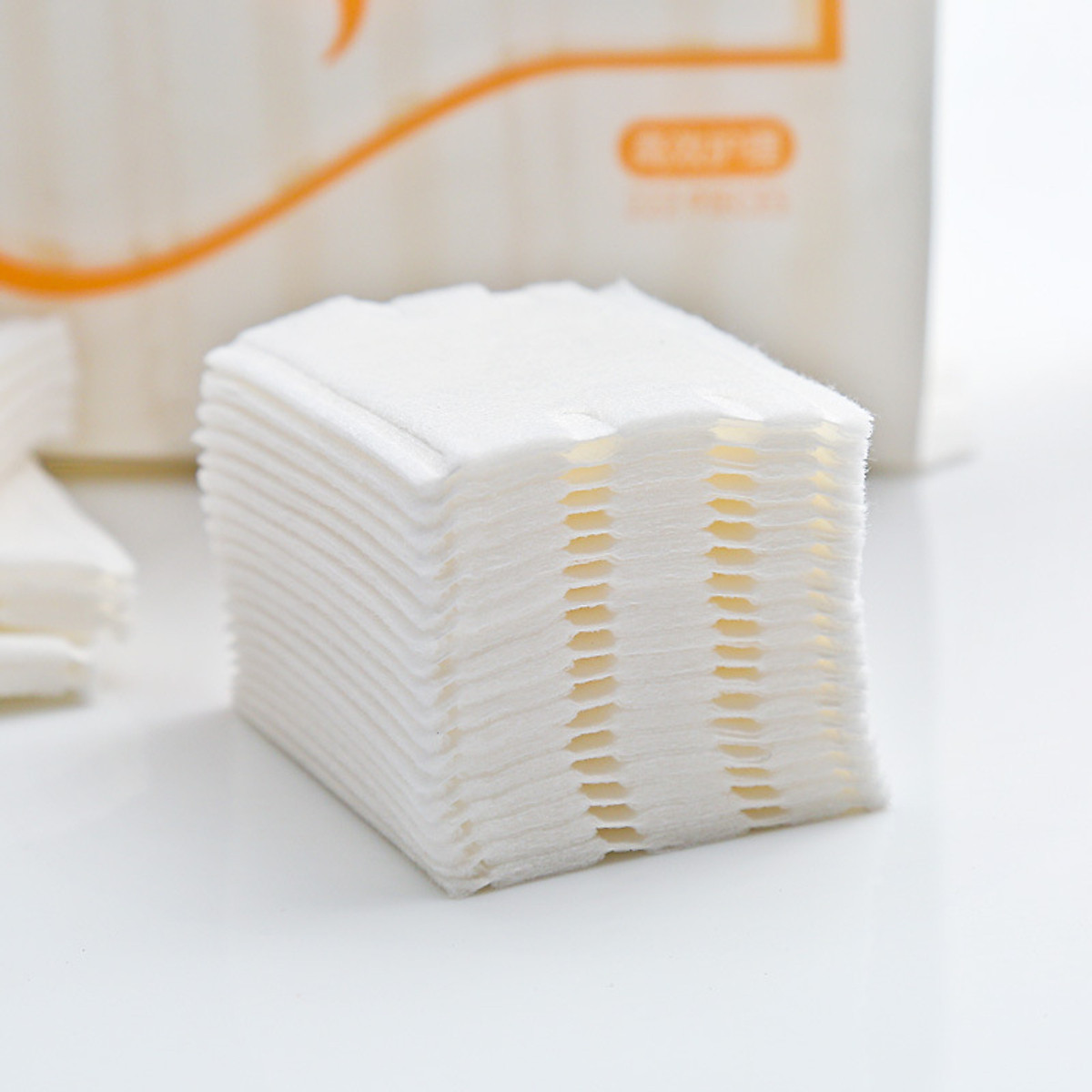 17936-0e43753b7844f101ad3fc4fcc7e9f944-2.jpg Bông tẩy trang con mèo fm cotton pads 3 lớp 222 miếng - 6951939796783