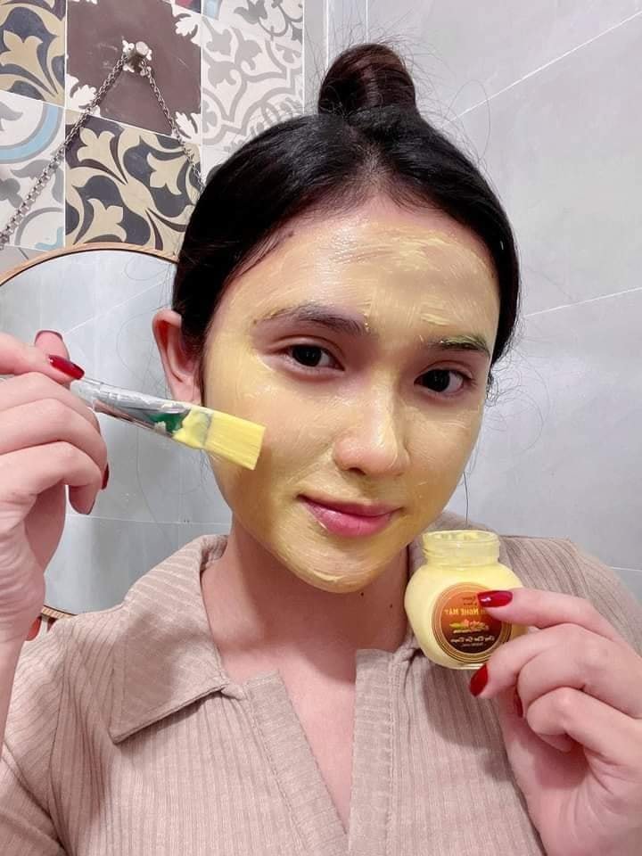 18611-z4123242350417-94849989d41d63a2592ffba6724951b6-1.jpg Mặt Nạ Tinh Nghệ Mật Ong N Store By Thanh Nhi - 8938512905051