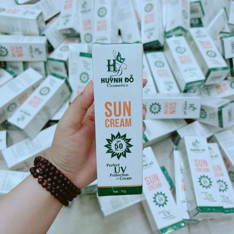 Chuyên sỉ kem Chống Nắng Huỳnh Đỗ 70g Phiên Bản Mới Chuyên sỉ kem Chống Nắng Huỳnh Đỗ 70g Phiên Bản Mới