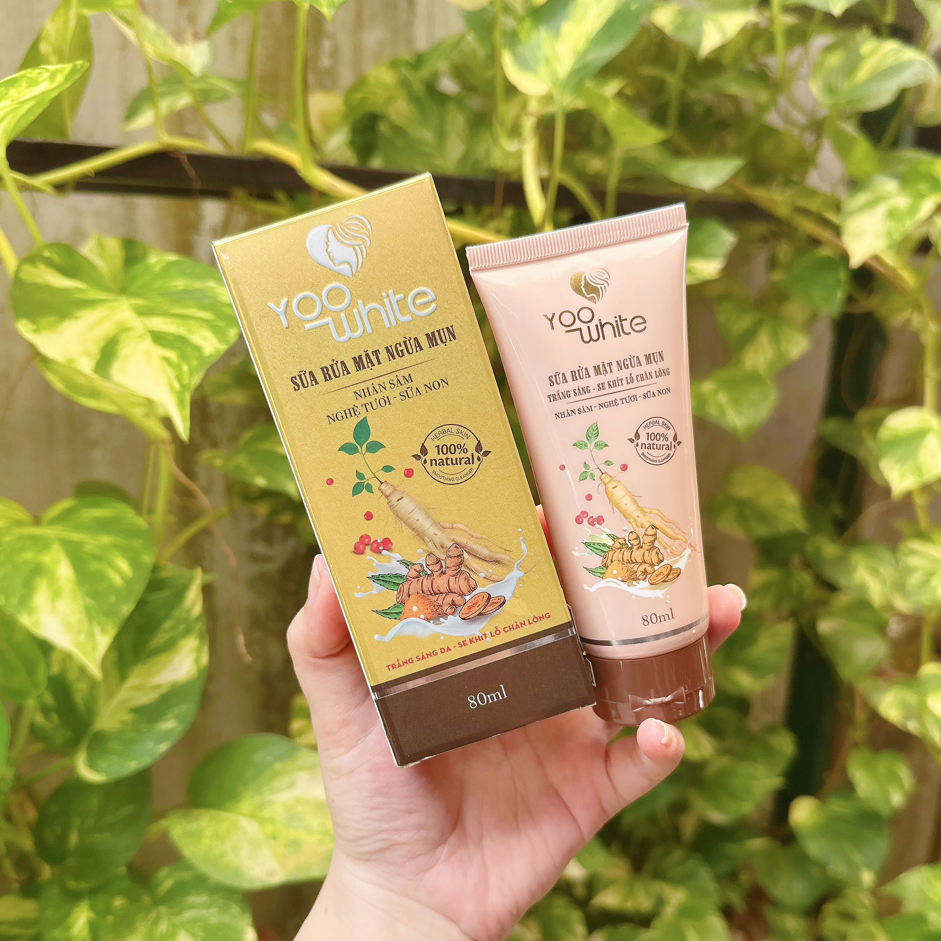 19967-z4442872899157-7b2a35123722c2112c3428797d0b38b2-1.jpg Sữa Rửa Mặt Yoo White - SRMYW