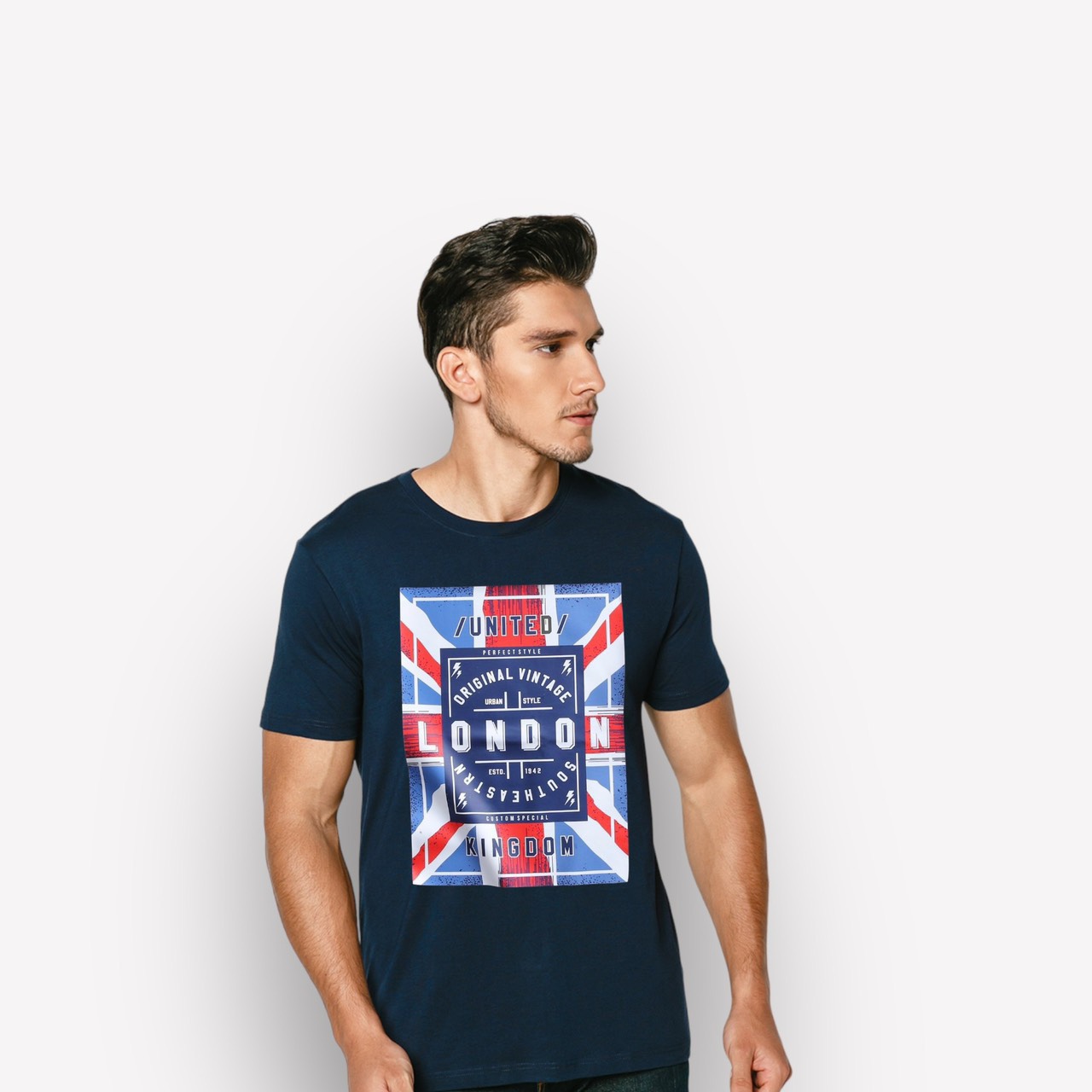 20468-z4761777701629-a4dcc397c78dd04504b80a7a3af87097-3.jpg Áo Thun Nam Cổ Tròn Rurumen London Màu Xanh Đen Big Size - AB432