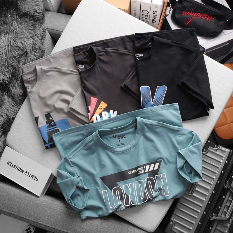 Bỏ sỉ áo Thun Nam Cổ Tròn Rurumen Màu Xanh In Chữ LONDON Big Size Bỏ sỉ áo Thun Nam Cổ Tròn Rurumen Màu Xanh In Chữ LONDON Big Size
