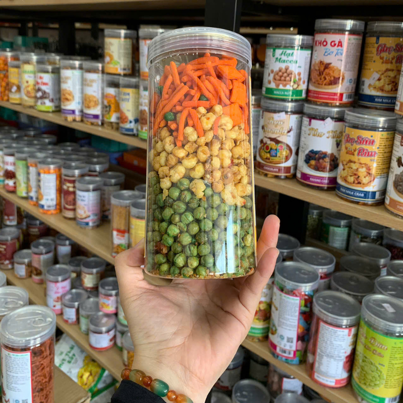 Nguồn sỉ bắp Tá Lả (Đậu hà lan - bim bim que - bắp mắm) Thơm Ngon 400g Hộp Nguồn sỉ bắp Tá Lả (Đậu hà lan - bim bim que - bắp mắm) Thơm Ngon 400g Hộp