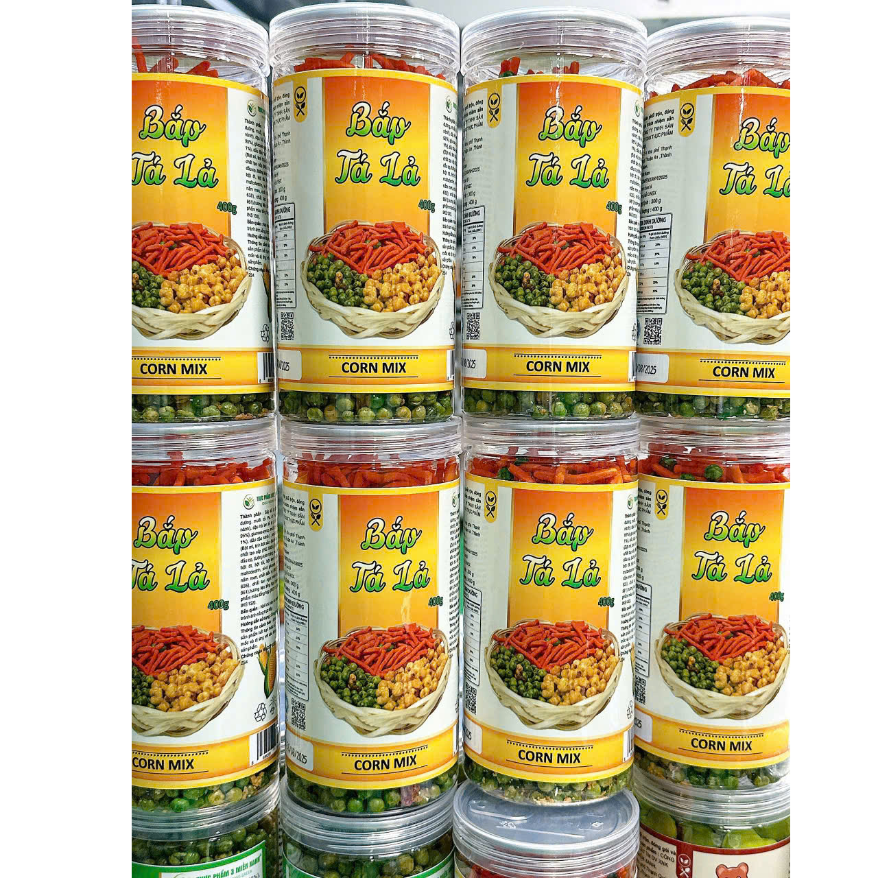 22536_z7208691922454-e74343be1017ea647db4129df1e808af_20251110155942-1.png Bắp Tá Lả (Đậu hà lan - bim bim que - bắp mắm) Thơm Ngon 400g Hộp - BTL