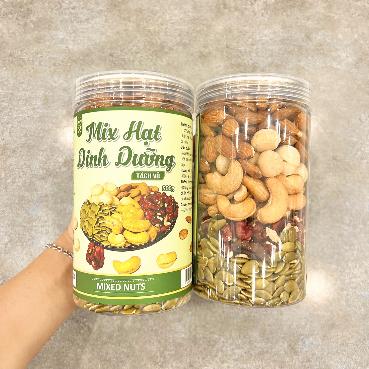 Hạt Mix 5 Vị ( Mắc ca - Hạnh Nhân - Óc Chó - Bí Xanh - Hạt Điều) Đã Tách Vỏ Loại Ngon 500g Hộp Pet Hạt Mix 5 Vị ( Mắc ca - Hạnh Nhân - Óc Chó - Bí Xanh - Hạt Điều) Đã Tách Vỏ Loại Ngon 500g Hộp Pet