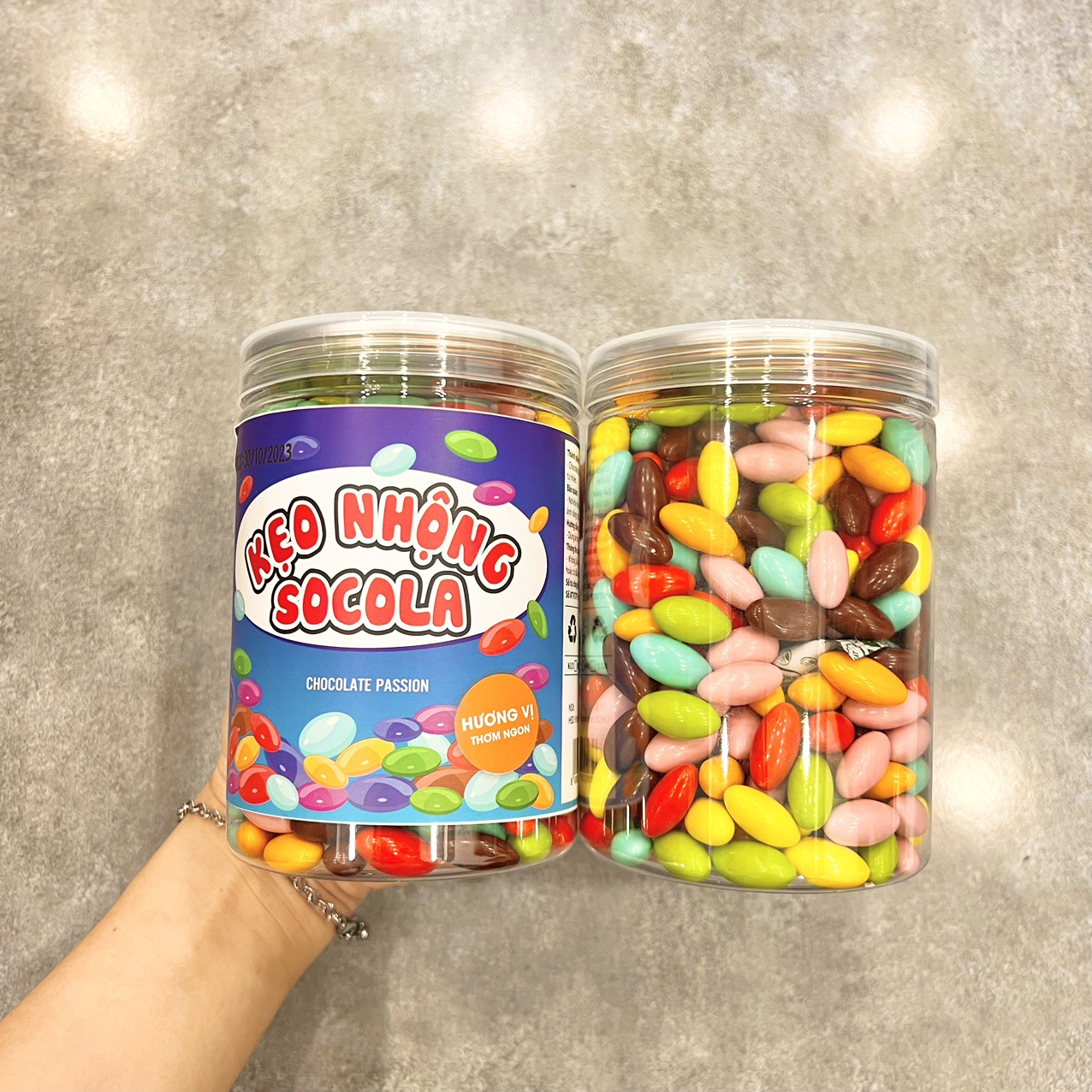 Bỏ sỉ kẹo Nhộng Socola Hương Vị Thơm Ngon 500g Bỏ sỉ kẹo Nhộng Socola Hương Vị Thơm Ngon 500g