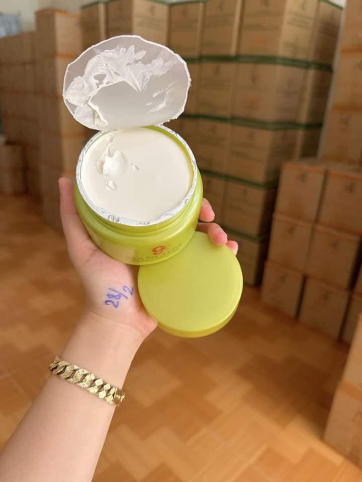 Nguồn sỉ kem Body Mangota 9 Body Cream Super White Nguồn sỉ kem Body Mangota 9 Body Cream Super White