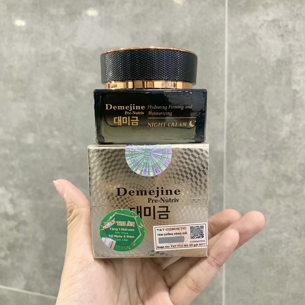 23820_z5295807454579-27bd13ef6a5aa7e4f874b56f8e896b2d_20240329055926-2.jpg Kem Face Demejine Ban Đêm Tem TT Cosmetic Công Nghệ Hàn Quốc - 4719811900688