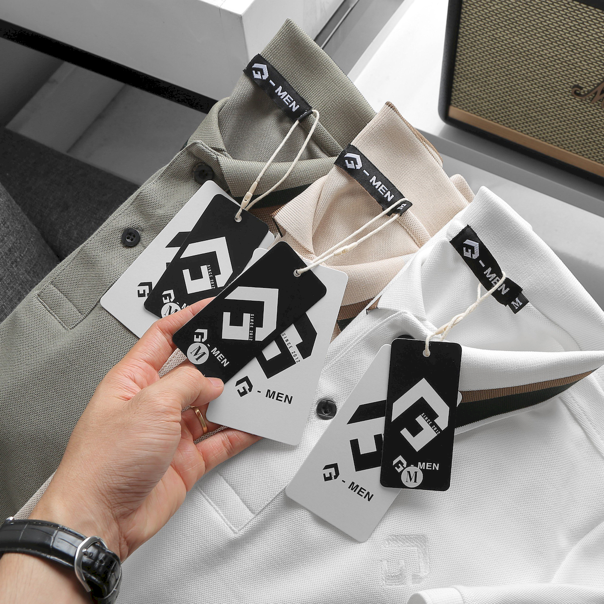 23992_z5344379716665-1137b108295d59c19b034fcb160d4786_20240420025813-2.png Áo Thun Nam Cổ Bẻ Thêu Chữ G (Có size 3x) - CS224