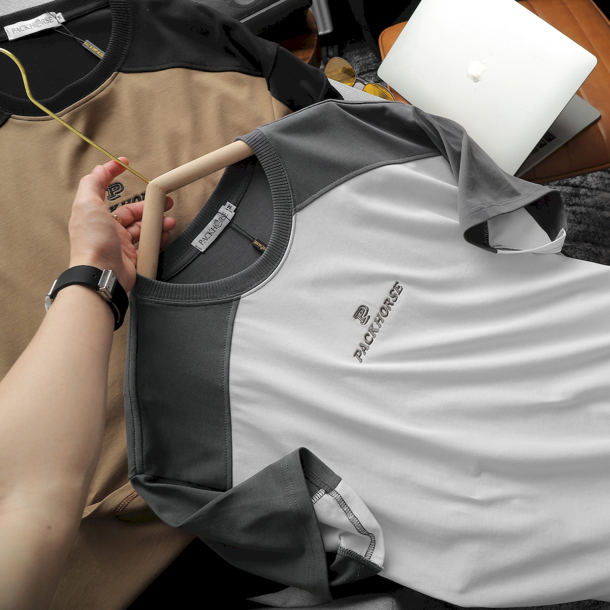 24093_z5363825502917-e87dc493338c7e306d0d4c08ab27f664_20240420025043-3.png Áo Thun Nam Cổ Tròn Oversize Tay Phối Màu Thêu Chữ PackHorse - AB512