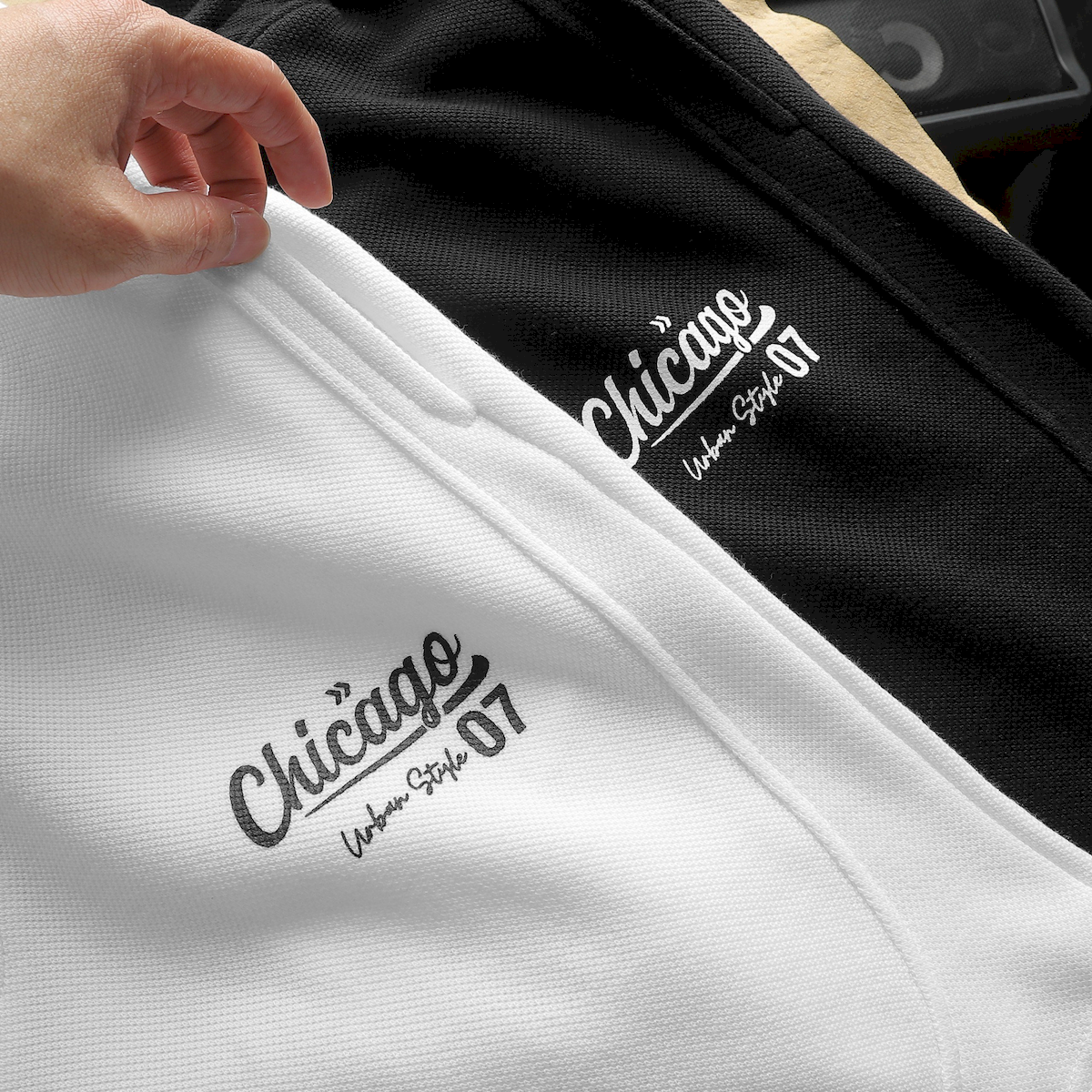 24147_z5382472783636-22c7c420b030e1c143b602b658d9a1e9_20240427105726-2.png Quần Short Thun Nam In Chữ Chicago - QB429