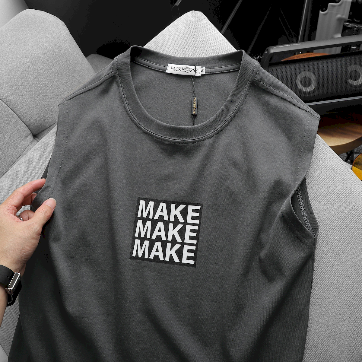 24249_z5425925988762-a8e35e743296d5192c5b37d36c0d28df_20240510184741-3.png Áo Thun Ba Lỗ Nam Pack Horse In Chữ MAKE - AB517
