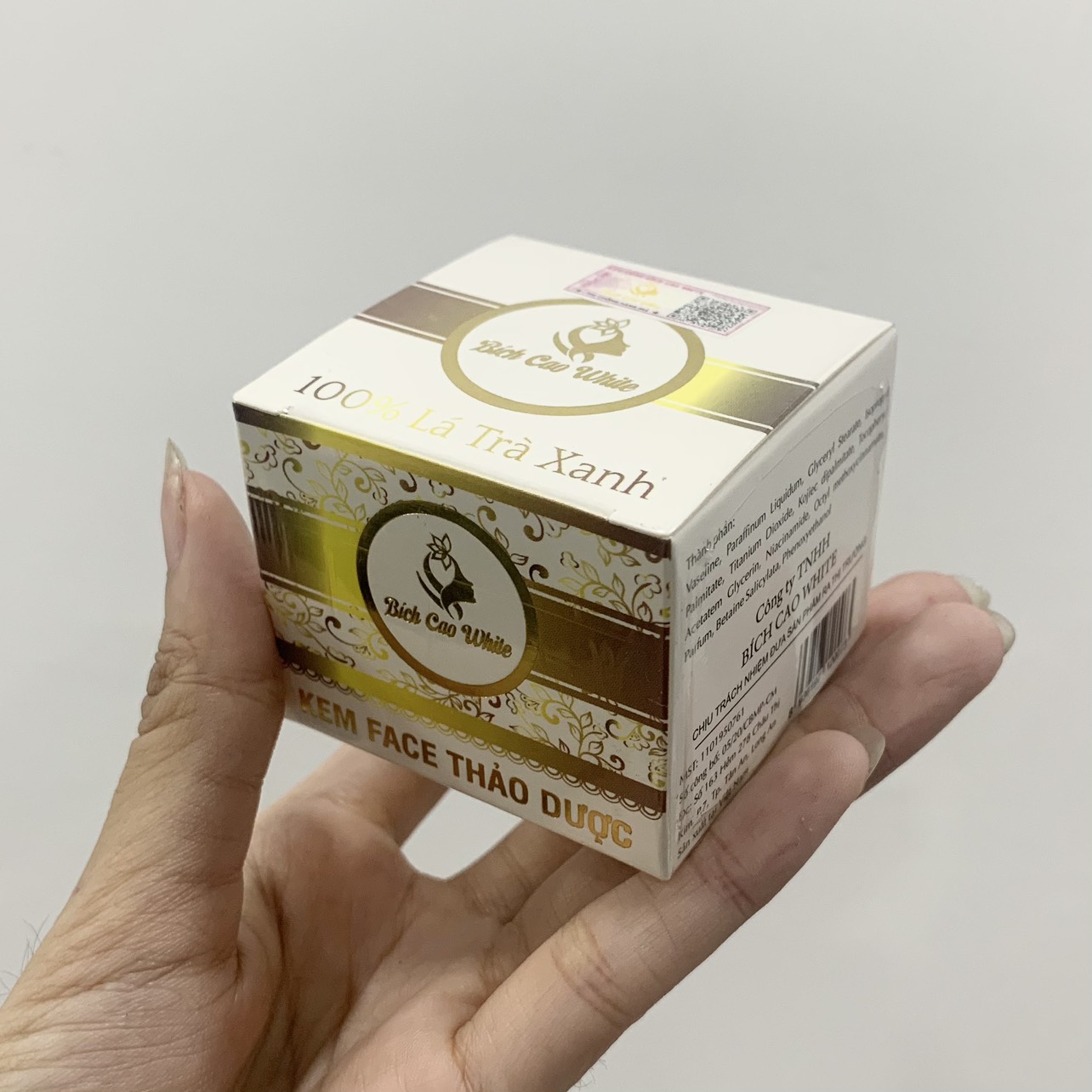 24443_z5496707725509-4c2080e3999caa042962085f6eafc261_20240601110006-1.jpg Kem Face Thảo Dược Trà Xanh Bích Cao White - 8936197120073