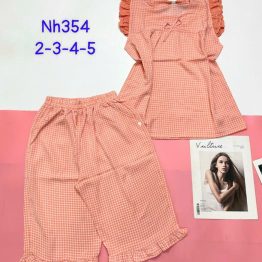 Đồ bộ mặc nhà vải kate quần lửng áo sát nách bèo - DBO4725