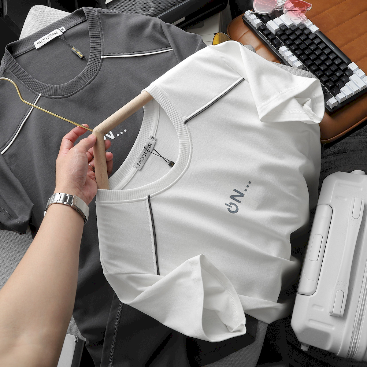 24737_z5664002413078-ba958d07c178ea07b7bef83b34fdc8e5_20240725155622-4.png Áo Thun Nam Cổ Tròn Logo Nổi Chữ ON (Có Size 3x) - AB520