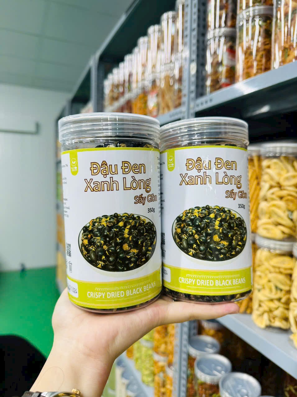 24744_z5670911743037-acc72a6437c535daa9b1e00d216b1b4f_20240727095045-1.jpg Đậu Đen Xanh Lồng Sấy Giòn 350g - 8936208936051