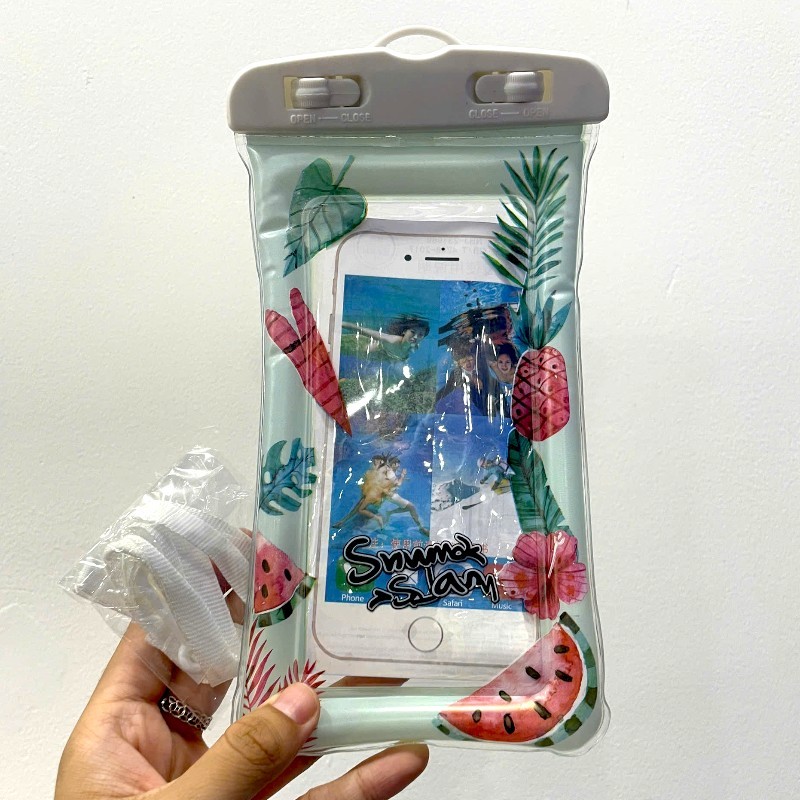 24853_vn-11134207-7r98o-lza2ui5lgtal80_20241025172213-2.jpg Túi Đeo Điện Thoại Chống Thấm Nước Viền Phao - Túi Nhựa Đựng Điện Thoại Chống Nước Kèm Dây 21x10 Cm - TDDTCN01