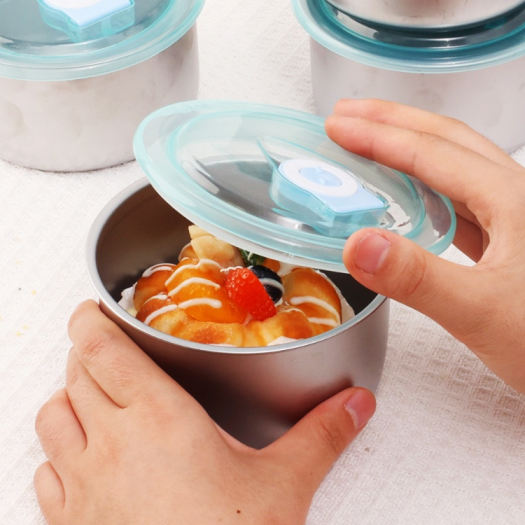 24952_323c4d7686f10512597ed11b3458b373-525x525q80_20240826145438-3.jpg Combo 2 Hộp Inox Tròn Đựng Thực Phẩm Có Nắp Đậy 11x11x7cm - HINT01