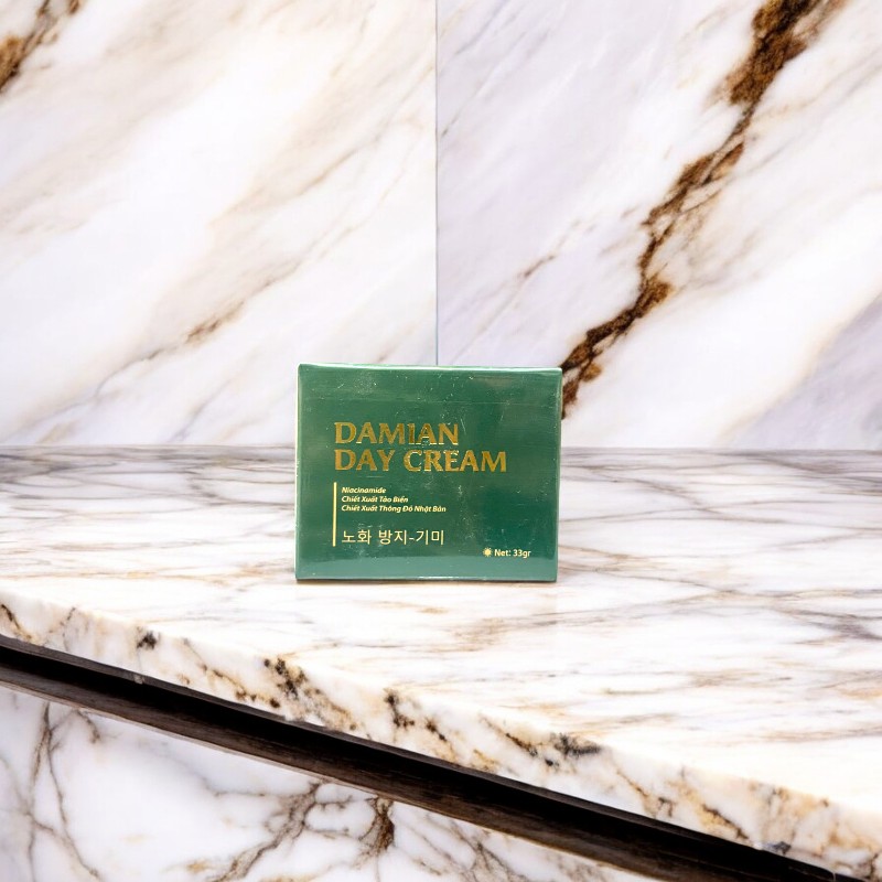 25008_z5800371004843-5faeb823a4d54e11b42fb185dfadd963-photoroom_20240905173212-2.jpg Kem Face Hỗ Trợ Dưỡng Trắng Da Ban Ngày Damian 33gr - 8938555293016