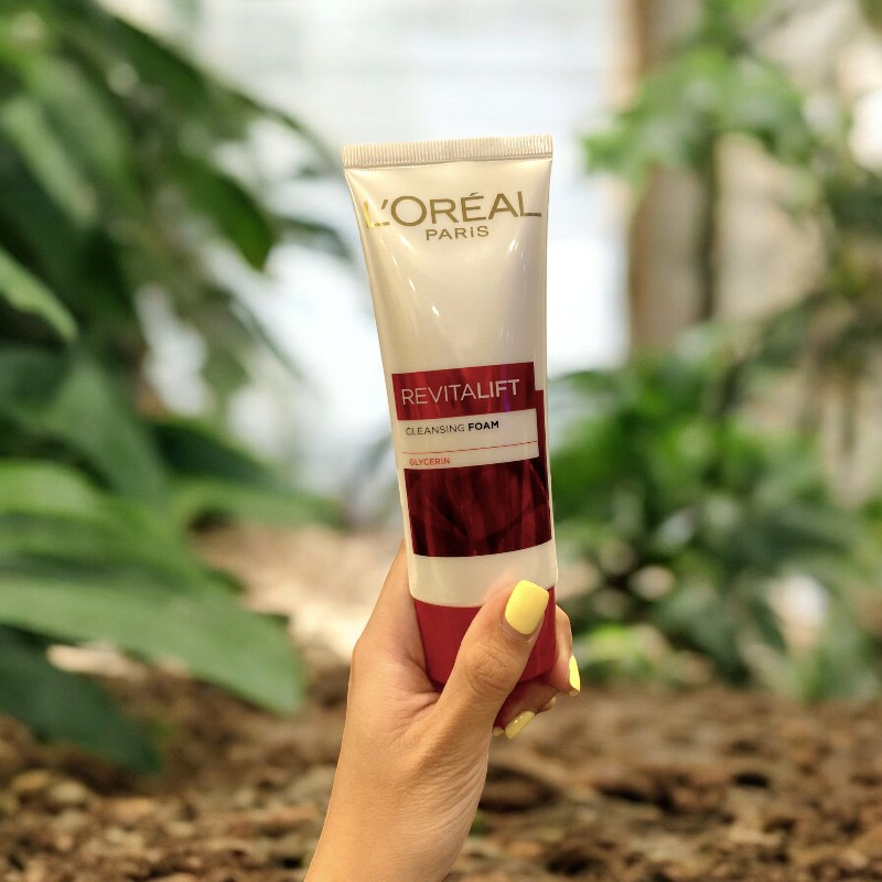 25387_srm-loreal-do-phu-photoroom-1_20241007143813-12.jpg Sữa Rửa Mặt Loreal Paris Chống Lão Hoá Revitalift Cleansing Foam 100ml - 8991380232162