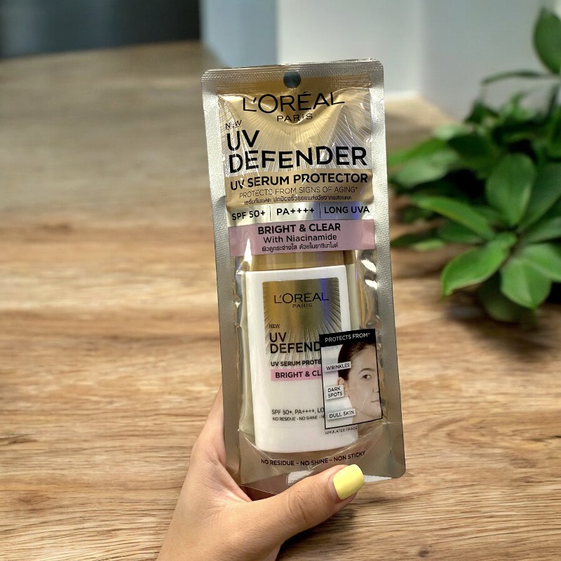 25392_kcn-bright-loreal-phu-photoroom-1_20241008101233-15.jpg Kem Chống Nắng Loreal Paris Nâng Tone Giảm Thâm Bright & Clear With Niacinamide SPF50+ PA++++ 50ml Loreal - 8994993014668