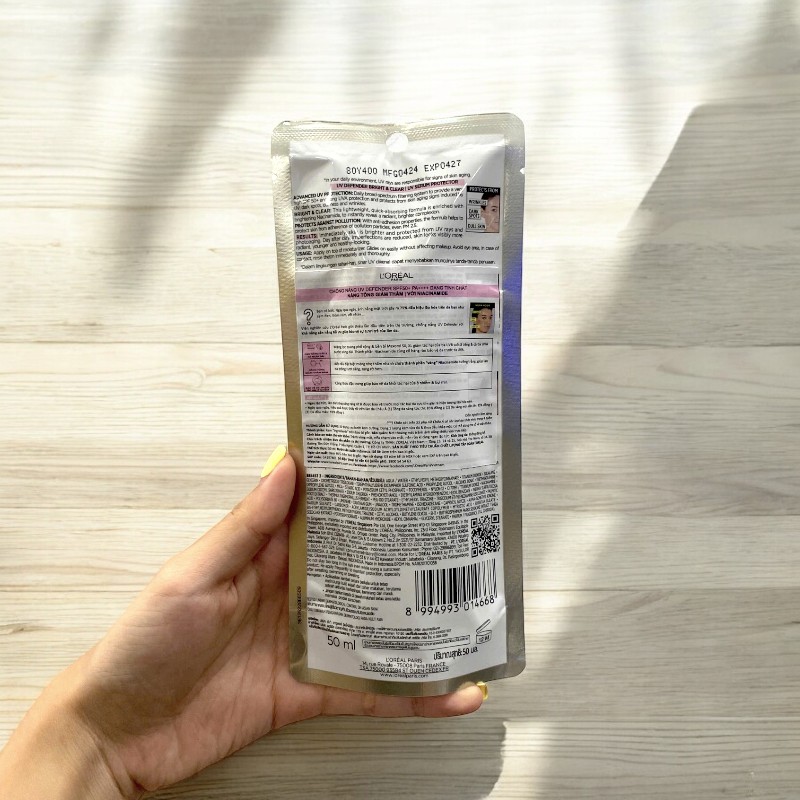 25392_kcn-bright-loreal-phu-photoroom_20241008101234-15.jpg Kem Chống Nắng Loreal Paris Nâng Tone Giảm Thâm Bright & Clear With Niacinamide SPF50+ PA++++ 50ml Loreal - 8994993014668