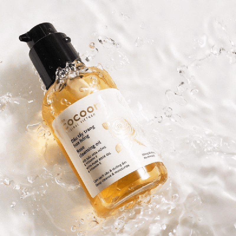 25539_the-cocoon-rose-cleansing-oil-140ml-3_20241028154947-3.png Dầu Tẩy Trang Hoa Hồng Cocoon 140ml - 8936217700377
