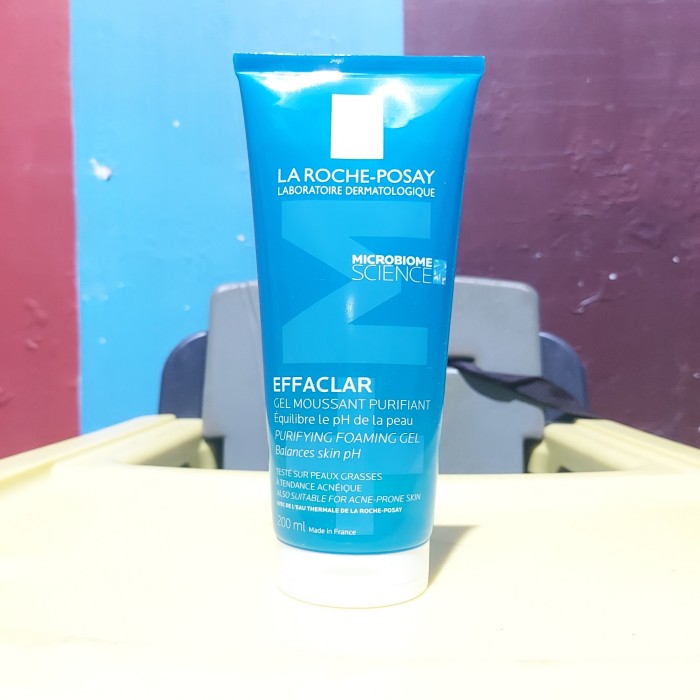 25543_b9b443f0-1c43-4fcf-a8d5-407d46d7ed02_20241028173034-6.jpg Gel Rửa Mặt La Roche-Posay - Dành Cho Da Dầu Nhạy Cảm 200ml - 3337872411083