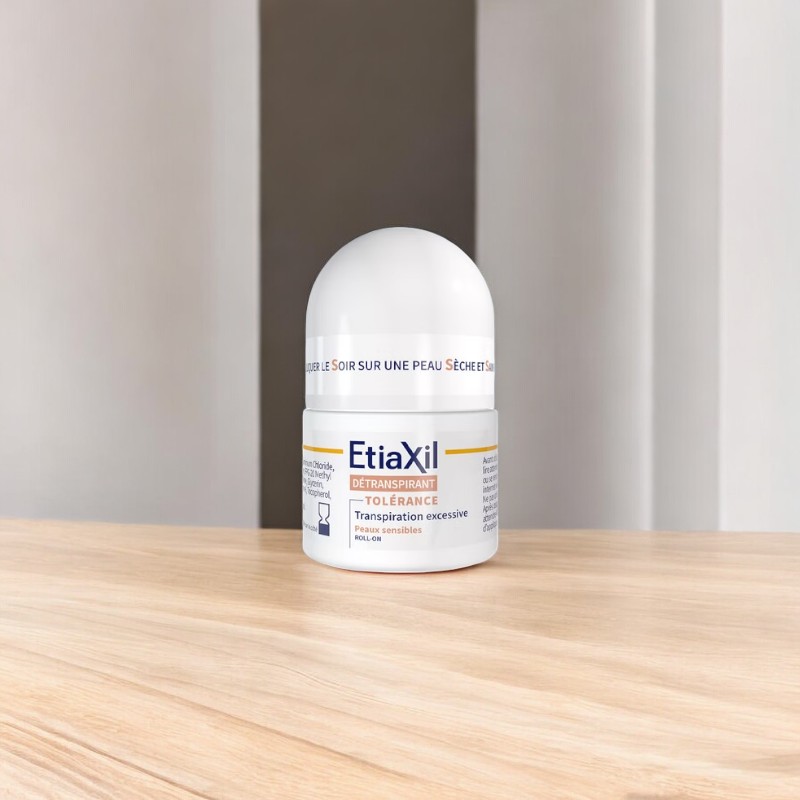 25635_lan-khu-mui-etiaxil-nau-phu-photoroom_20241106160454-3.jpg Lăn Khử Mùi EtiaXil Màu Nâu Dành Cho Da Nhạy Cảm 15ml - 3614819997115