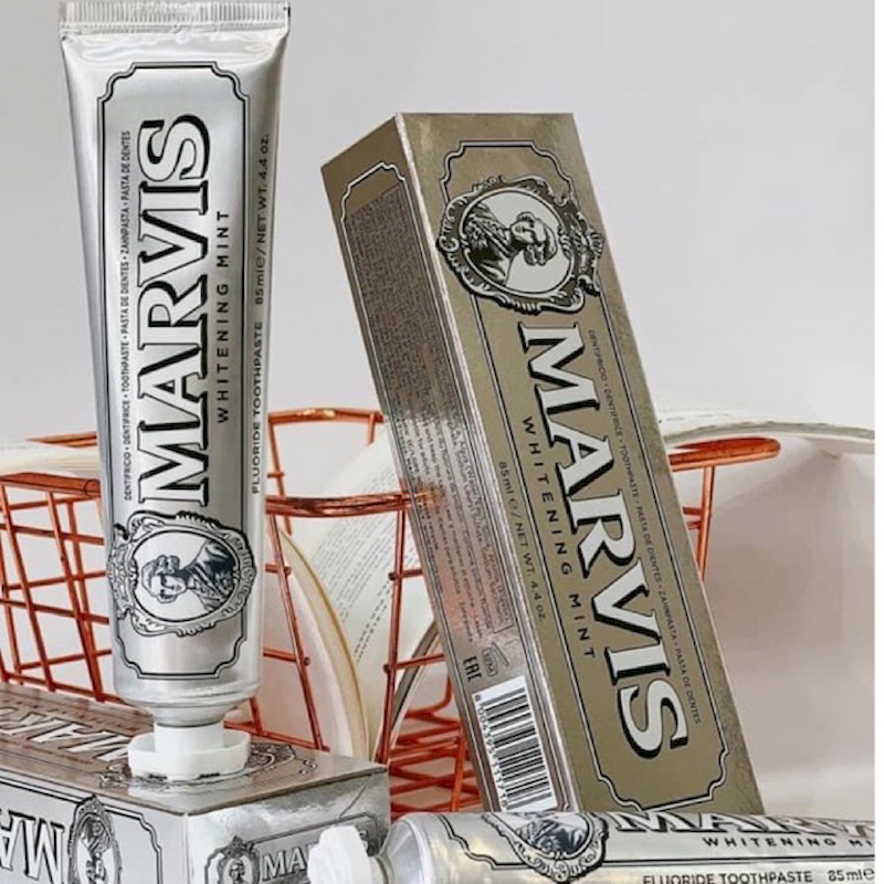 25638_vn-11134207-7qukw-lgmj46x9i0ojf8_20241107112508-1.png Kem Đánh Răng Marvis Whitening Mint Màu Bạc 85ml - 8004395111718