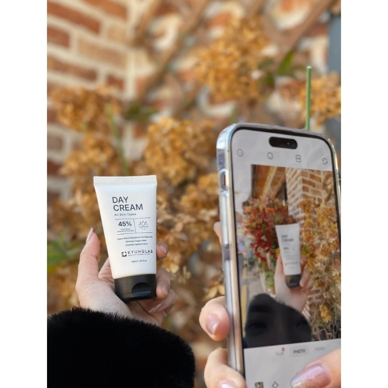 Phân phối kem Dưỡng Ban Ngày Kyung Lab Day Cream 50ml Phân phối kem Dưỡng Ban Ngày Kyung Lab Day Cream 50ml