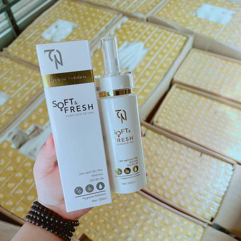 25715_z6021304230996-459aa99ec525345e1ce07af0e8e64ca0_20241111153935-2.jpg Dung Dịch Vệ Sinh Collagen X3 TN Đông Anh Soft & Fresh Collagen X3 120ml - Tặng 1 Xịt Thơm Body + 1 Nước Hoa Vùng Kín - DDVSTN